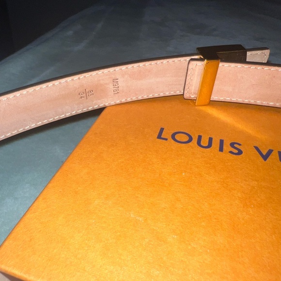 Louis Vuitton LV Initials Belt Monogram canvas - Picture 7 of 7